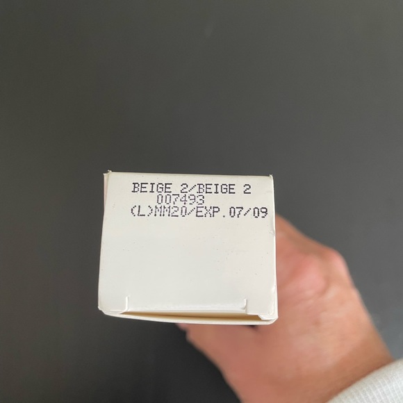 SOLD!!!Mary Kay Tinted Moisturizer With Sunscreen SPF20!! 💕 - Picture 2 of 9